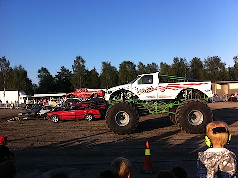 Monster Truck 20110704 - 20.JPG